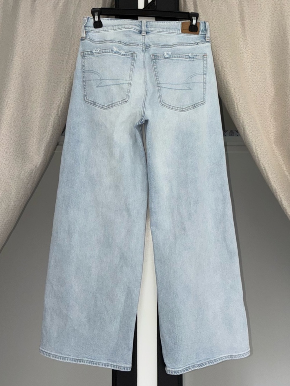 AE - Baggy Wide-Leg Ankle Jeans - Picture 6 of 9